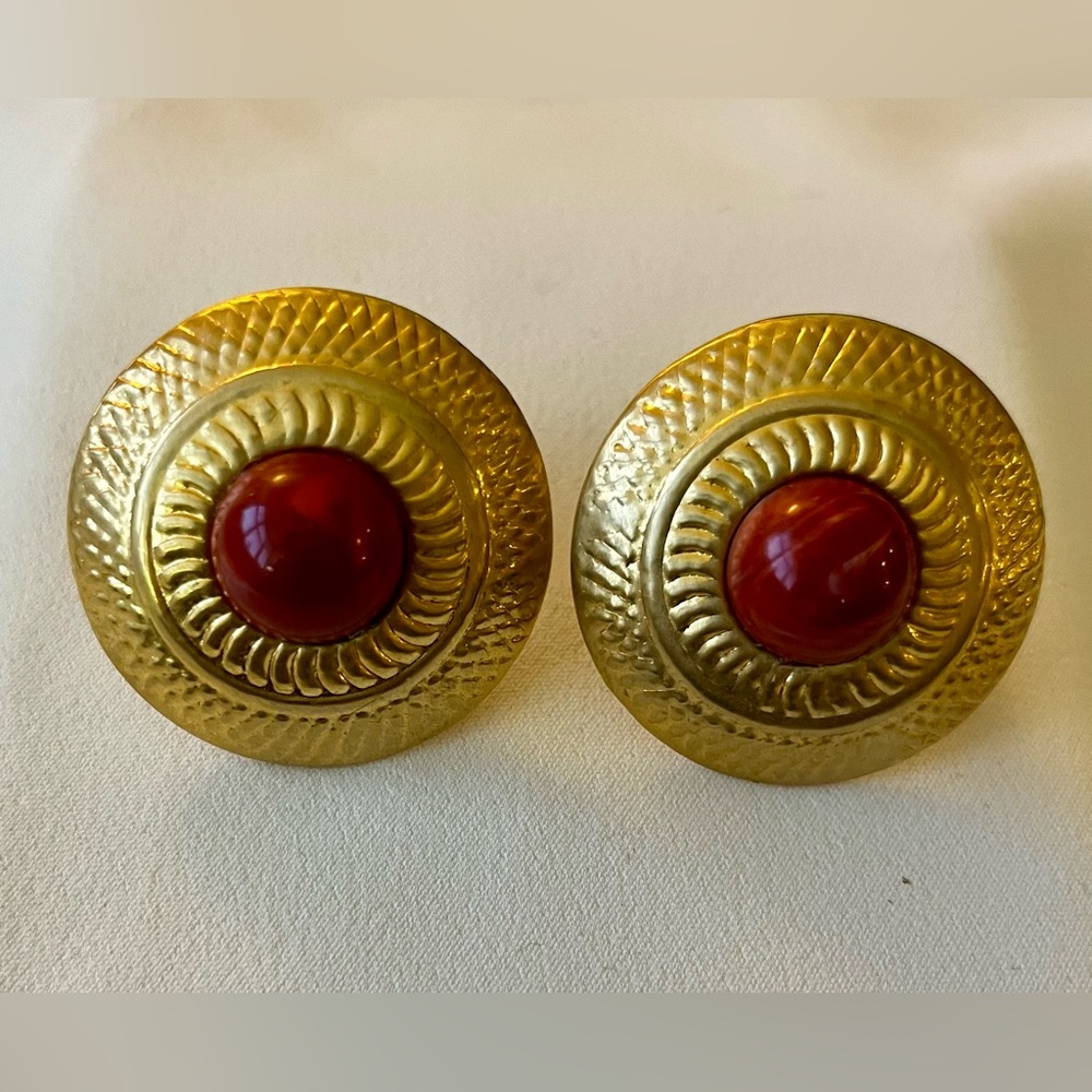 Carnelian and Gold Vintage Earrings